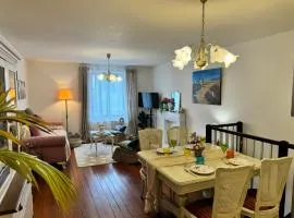 La Marquise duplex 2 chambres avec terrasse privée by BoookingFuté