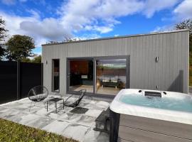 The Pod at Loch Ness Heights at Athbhinn, IV26TU，位于因弗内斯的酒店