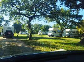 Nuraghe Ruiu Piazzole campeggio Blue Holiday，位于Norbello的酒店