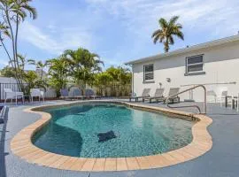 Beach Haven: 4BR Home, Heated Pool, Walk to Beach!