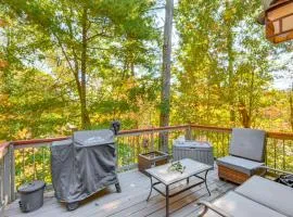 Hot Tub, Deck and Grill Secluded Cabin in Clayton