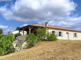 4 Bedroom Gorgeous Home In Anthé
