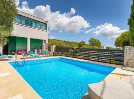 Amazing Home In Pula With Sauna