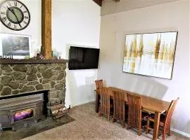 Donner Lake Gem 4Br 3Bath Chalet