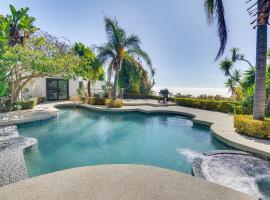 Pool, Spa and Ocean Views - Modern Home in Malibu!，位于马里布的酒店