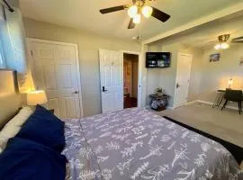 Sunny Stay Bright and Cozy Suite 2