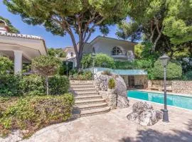 Lovely Home In Málaga