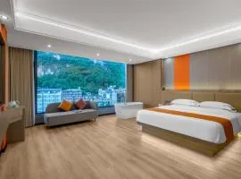 So Easy Hotel