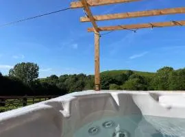Luxury cottage with Hot Tub