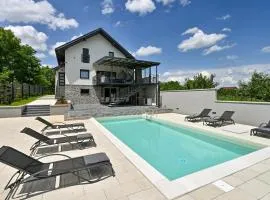 Stunning Home In Vinogradi Ludbreski With Wifi