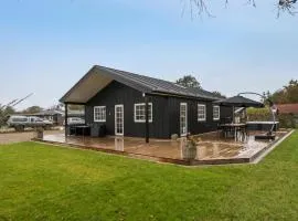 Lovely Home In Hemmet With Kitchen