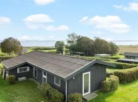 Beautiful Home In Øster Assels With Wifi