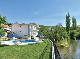 Five-Bedroom Holiday Home In Grab