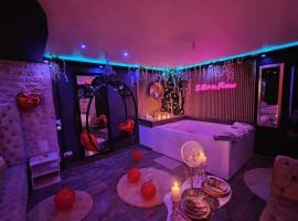 la nuit des passions avec petit déjeuner，位于Saint-Antoine的酒店