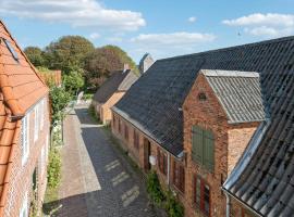 Gorgeous Home In Højer With Kitchen，位于霍耶的酒店