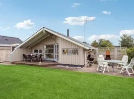 2 Bedroom Lovely Home In Otterup