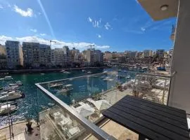 Spinola Seaview Deluxe 1 Bedroom