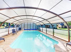 Awesome Home In Rubercy With Sauna，位于Rubercy的酒店