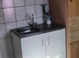 Privát házak Tapolca，位于Raposka的酒店