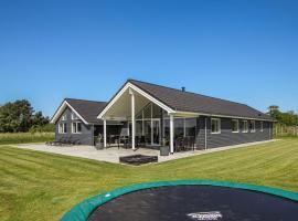 Stunning Home In Samsø With Sauna，位于Nordby的酒店