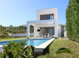 Villa Paradisio - Pool, Sea View, 4bdrms,BBQ