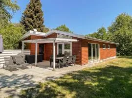 Beautiful Home In Nexø With Wifi