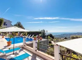 7 Bedroom Stunning Home In Frigiliana