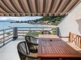 3 Bedroom Awesome Apartment In Klek