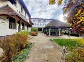 Hotel Slamený Dom & SPA，位于科希策的酒店