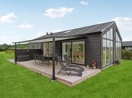 Nice Home In Frørup With Kitchen，位于Tårup的酒店