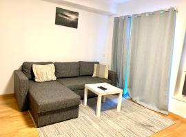 Demims Apartments Lorenskog centre -- Ahus & SNØ & Parking，位于罗伦斯固克的酒店