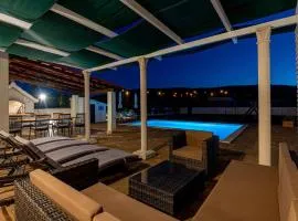 4 Bedroom Gorgeous Home In Dubrava