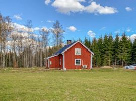 Nice Home In Tjurstorp With Kitchen，位于Tjurstorp的酒店