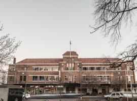 卡诺博拉斯酒店，位于奥兰治的酒店