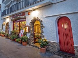 Hostal La Tina，位于德拉塞尔瓦港的酒店