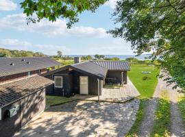 Amazing Home In Haarby With House Sea View，位于Hårby的酒店