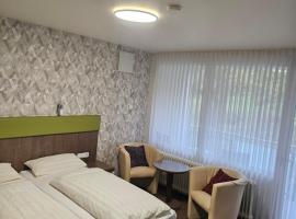 Gästehaus Stefanie, Mondo Mio Partenstein，位于Partenstein的酒店