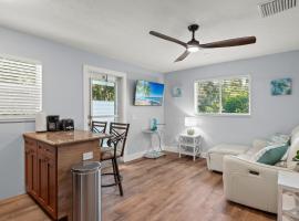 2 Bed 2 Bath Modern Naples Beach Bungalow