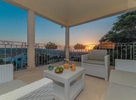1 Bedroom Awesome Apartment In Kolan，位于科兰的酒店