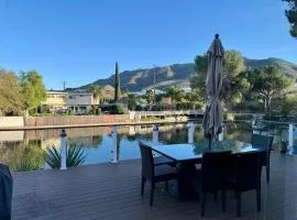 Lakefront House With Breath Taking Views