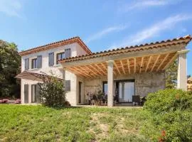 Gorgeous Home In Caumont Sur Durance