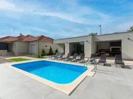 Gorgeous Home In Dicmo With Sauna