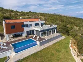 4 Bedroom Beautiful Home In Labin