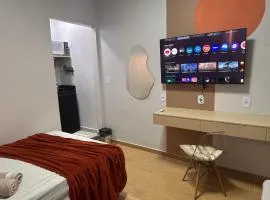 Apto com Varanda Próximo da Orla