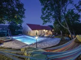 Holiday Home Hrvace With Fireplace Xiii