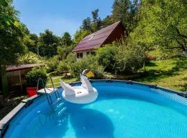 Awesome Home In Lic With Wifi