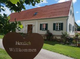 Bauernhaus nähe Graz in ruhiger Lage，位于Dobl的酒店