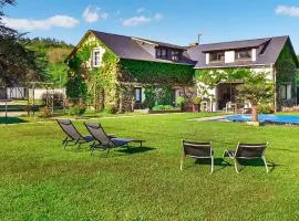 Amazing Home In Stgermain-Des-Angles