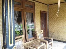 Bulan Bungalows and Cafe