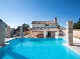 Villa Lux Casa Histria 2